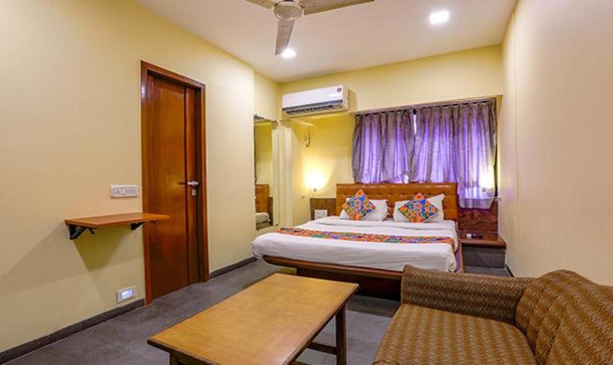 Отель Fabexpress Jayshree - Nr Mumbai International Airport Экстерьер фото
